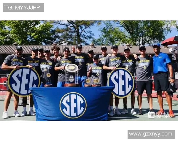 重庆网球队快攻革新之路：技术提升与战术变革的深度解析